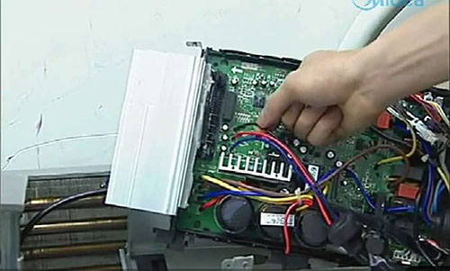 开福美的空调电话是多少